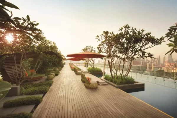 rooftop-infinity-pool 2.jpg