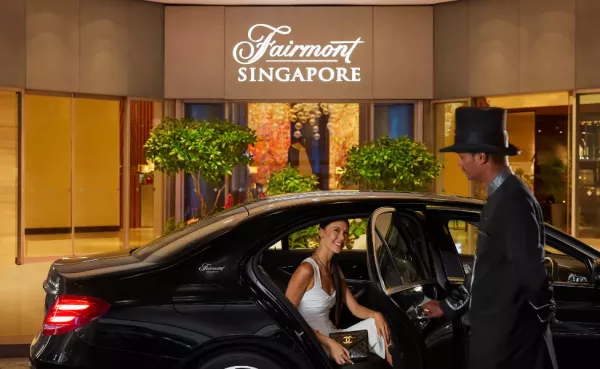 a5g8-fairmont-singapore-driveway-975x600.png