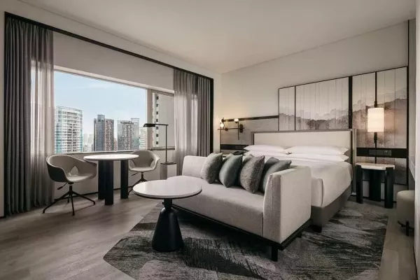 Executive Suite 1.jpg