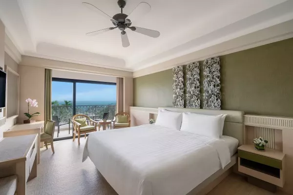 DELUXE SEA VIEW ROOM.jpg
