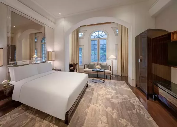 grand-deluxe-room-dbl 1.jpg