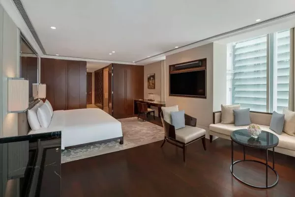 grand-deluxe-room-dbl.jpg