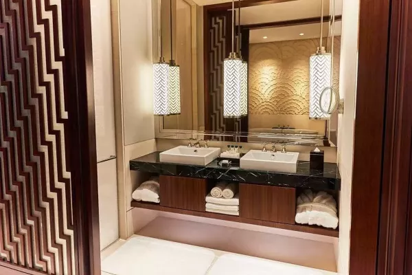 guest-room-bath (3).jpg