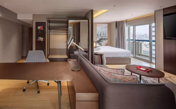 SWISS SIGNATURE ROOM.jpg