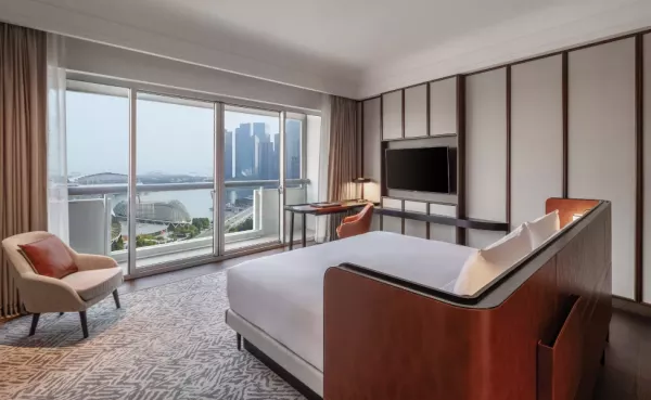 a5g8-fairmont-singapore-ambassador-suite-975x600-1.png