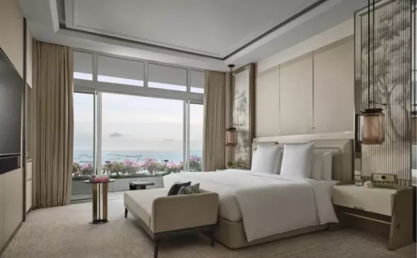 THE MARINA SUITE BEDROOM MBS.jpg