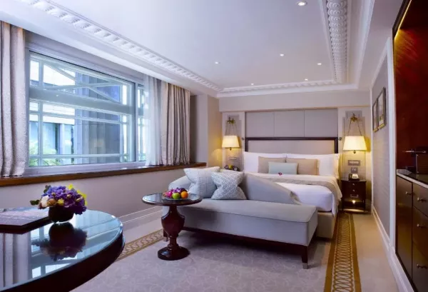 FULLERTON HOTEL QUAY ROOM.jpg