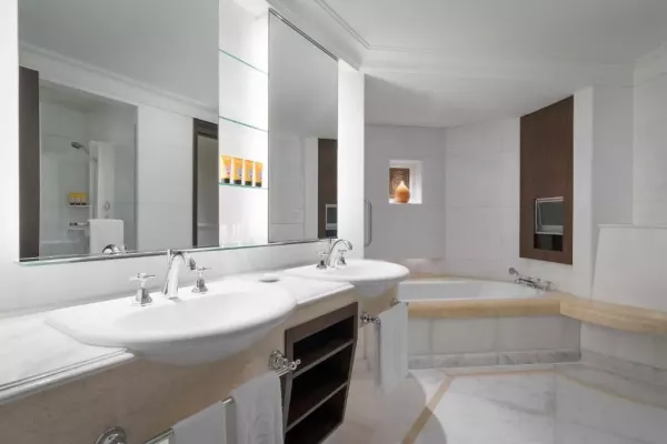 Valley Wing One-Bedroom Suite bathroom.jpg