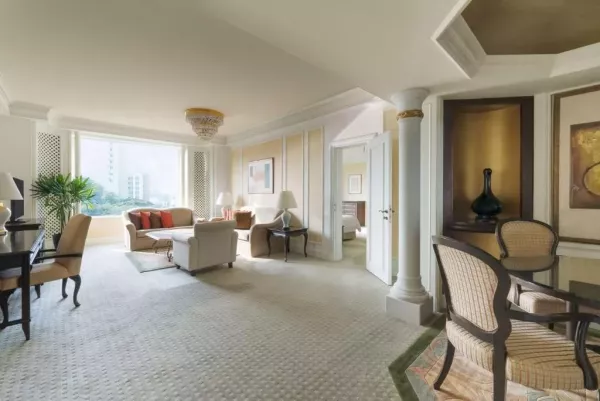 Valley Wing Deluxe Suite 1.jpg