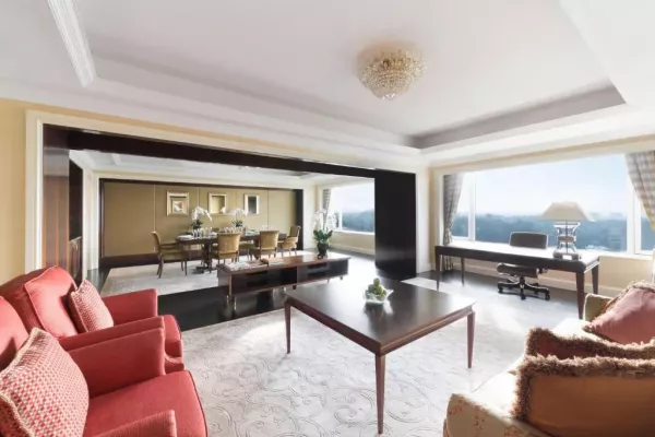 Valley Wing Singapore Suite 2.jpg