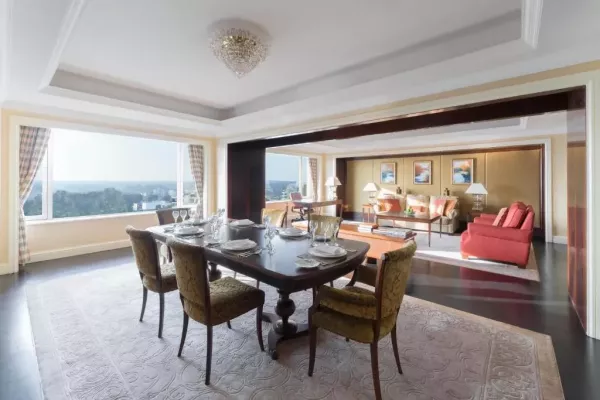 Valley Wing Singapore Suite 1.jpg